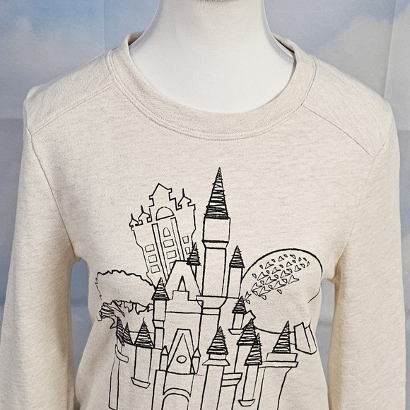 DISNEY PARKS | WALT DISNEY WORLD MAGIC KINGDOM CREW NECK COTTON BLEND PU… - Picture 10 of 16